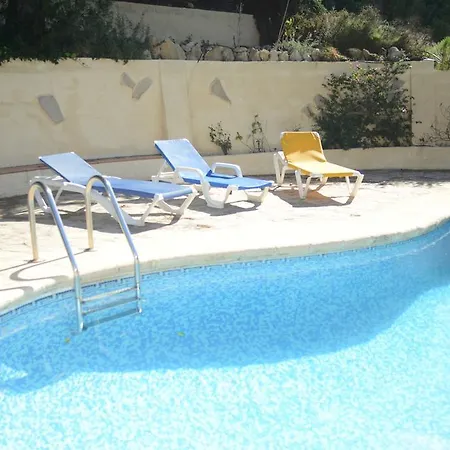 Vila Bayona